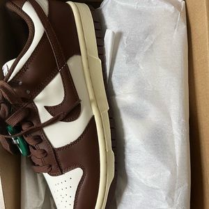 Women’s ‘Cacao Wow’ Nike Dunks, size 8
